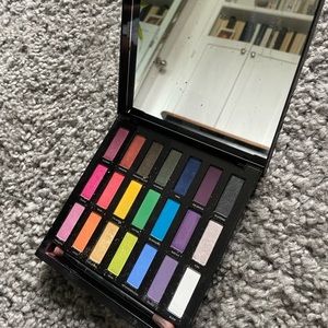 ❌SOLD!!!- Urban Decay Full Spectrum Eyeshadow Palette